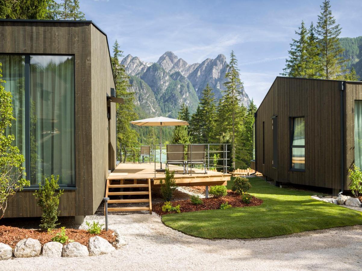 Skyview Chalets Am Camping Toblacher See Exterior foto