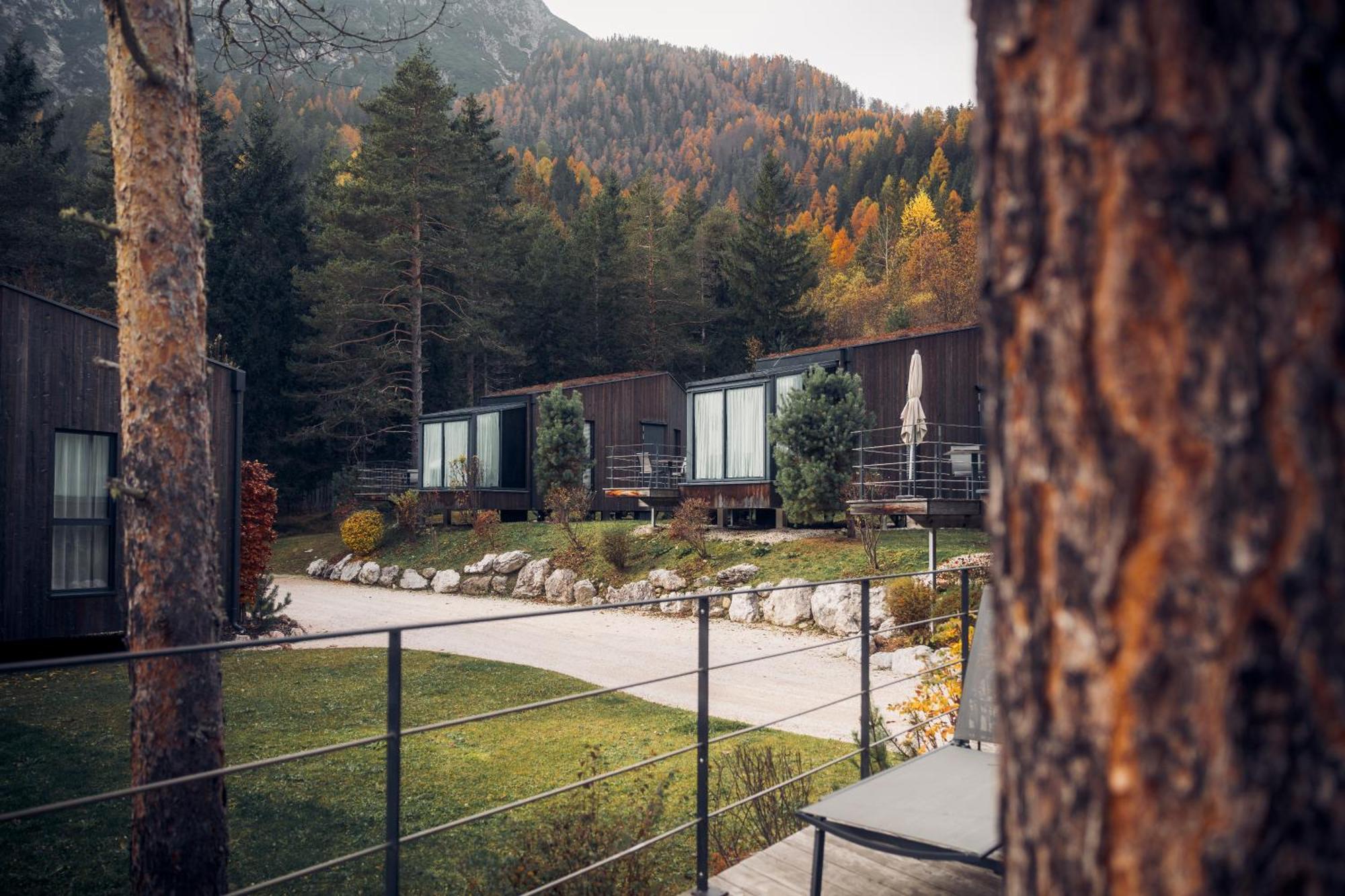 Skyview Chalets Am Camping Toblacher See Exterior foto